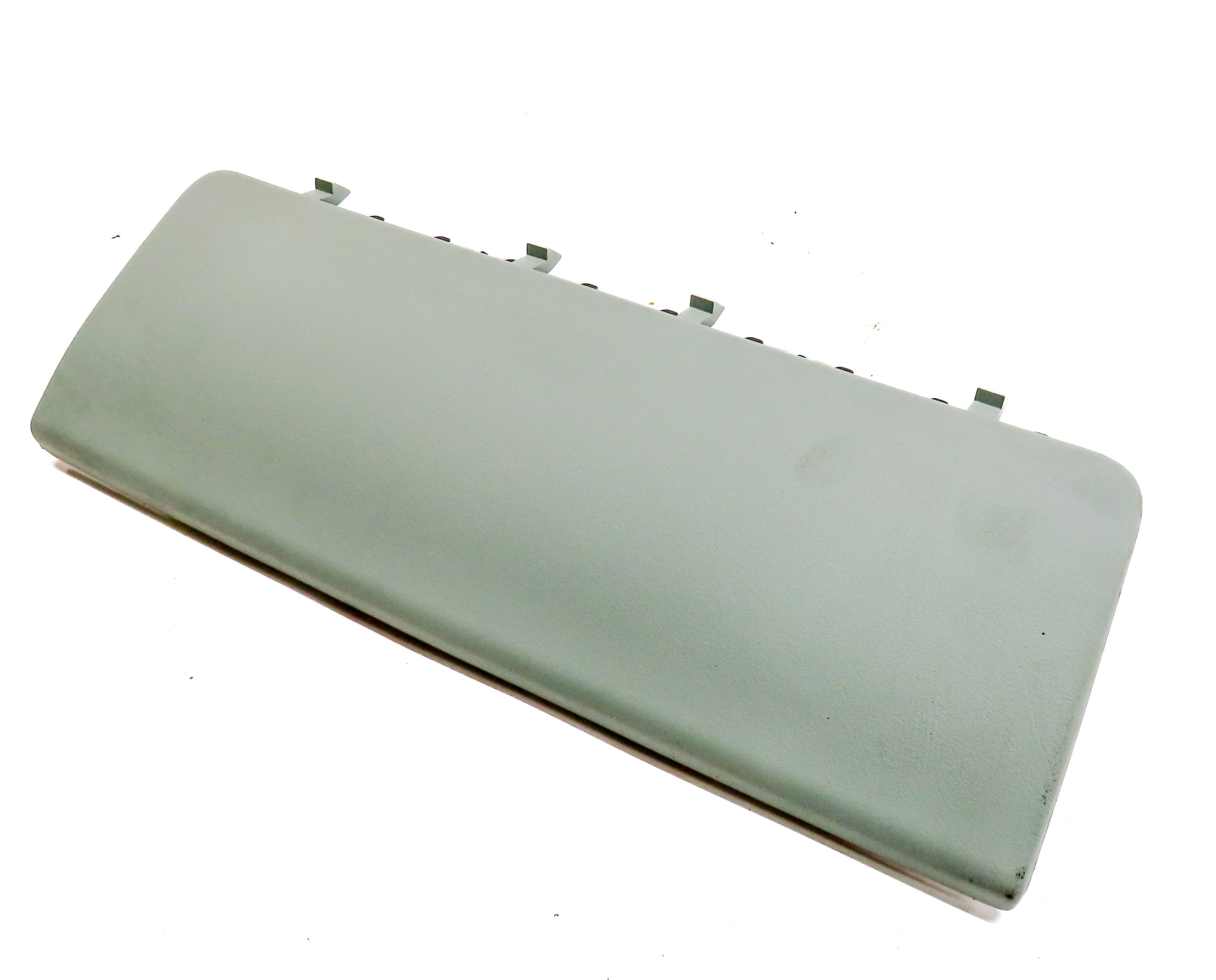 2015-2019 LAND ROVER DISCOVERY SPORT (L550) LEFT DRIVER KNEE AIRBAG (GREY) — exact item pictured